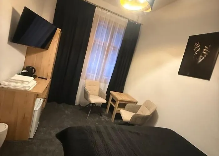 Goscinne U Niny - בית הארחה 3*