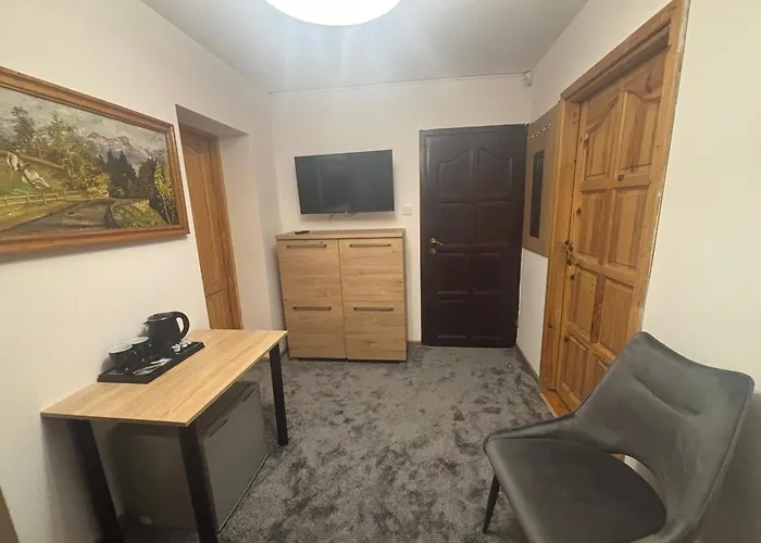 Goscinne U Niny - בית הארחה שצ'קלארסקה פוראובה